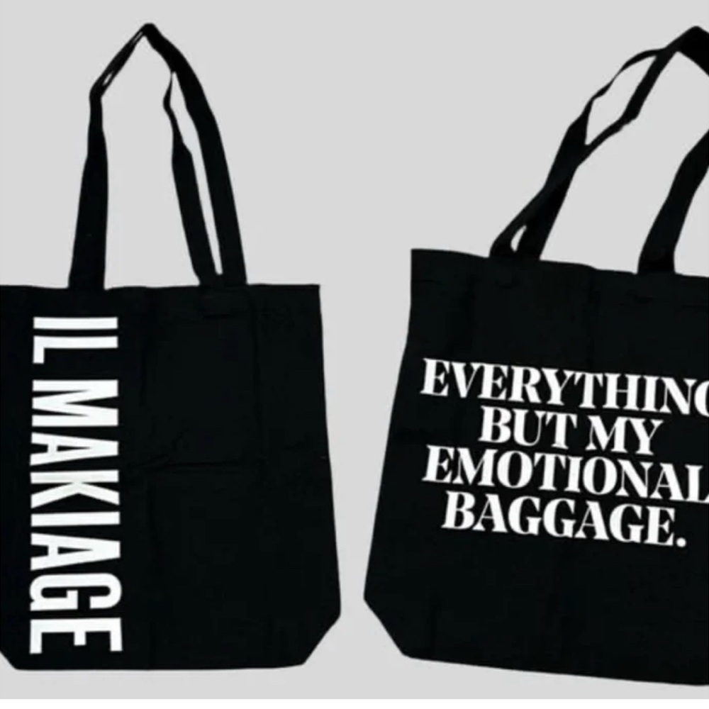 IL MAKIAGE Carry all black and white logo tote bag NWT